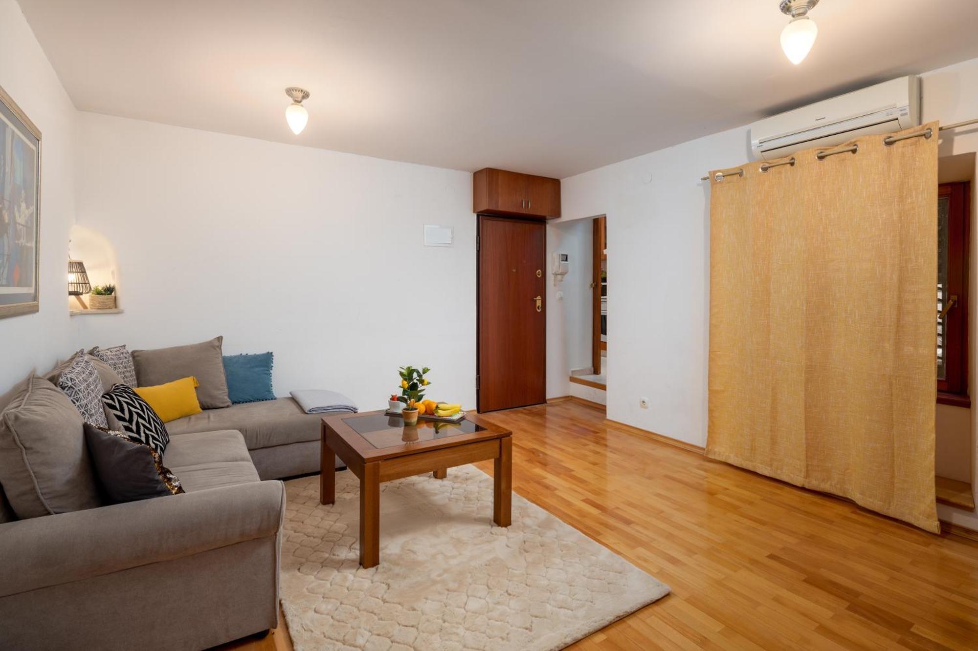 Piazza Square City Top Centre Apartments Split Kültér fotó