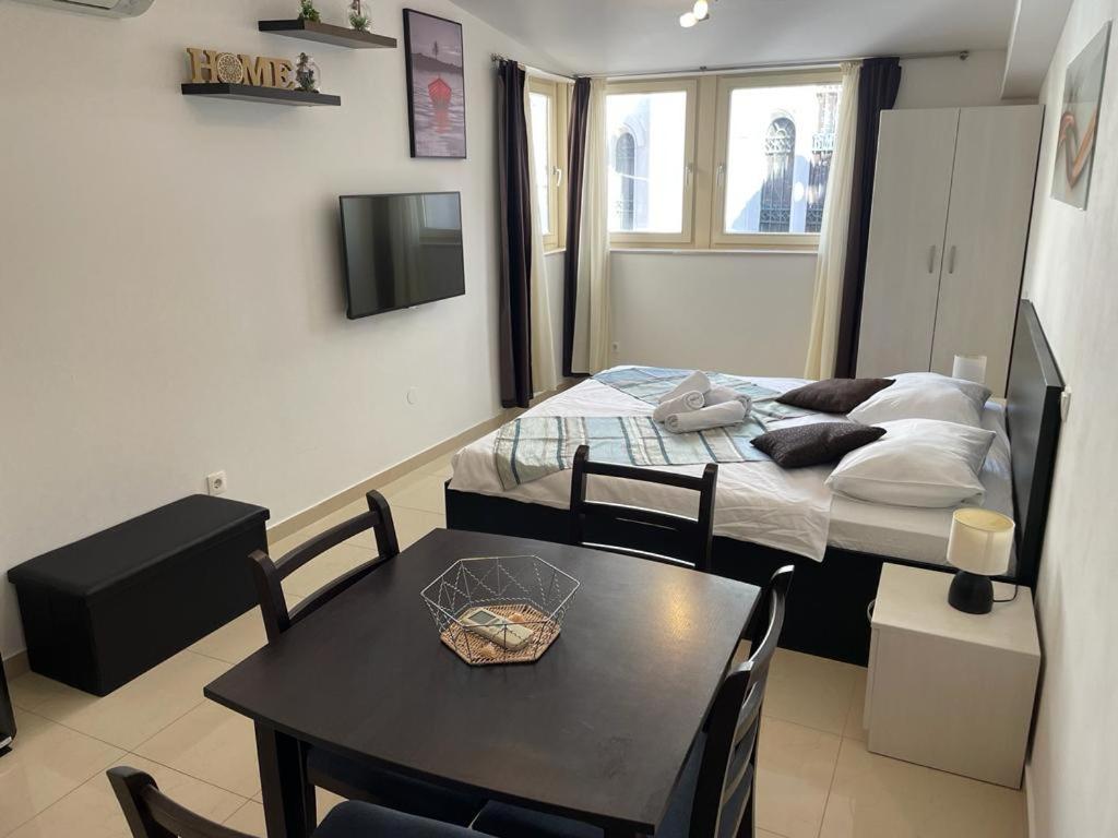 Piazza Square City Top Centre Apartments Split Kültér fotó