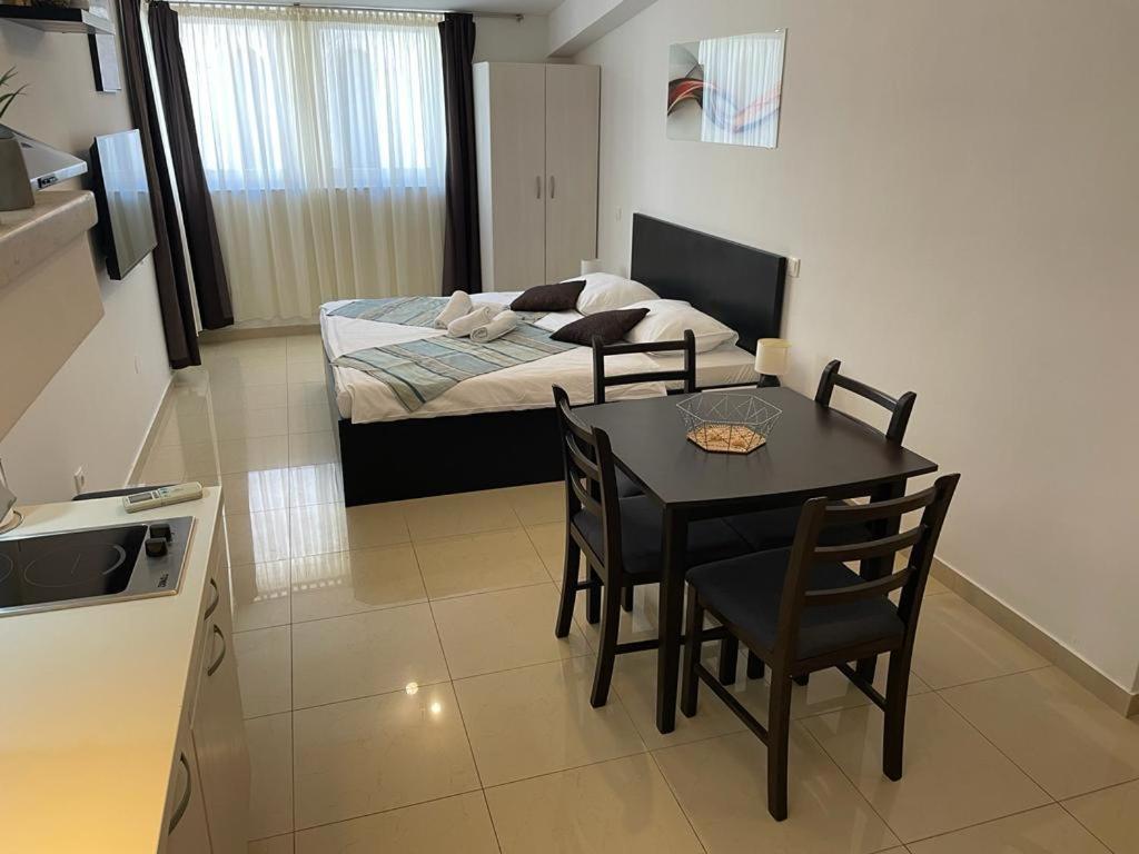 Piazza Square City Top Centre Apartments Split Kültér fotó