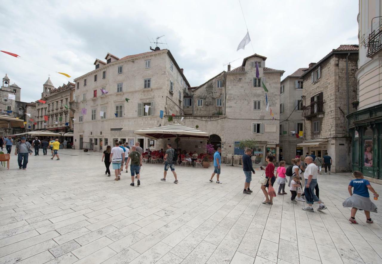 Piazza Square City Top Centre Apartments Split Kültér fotó